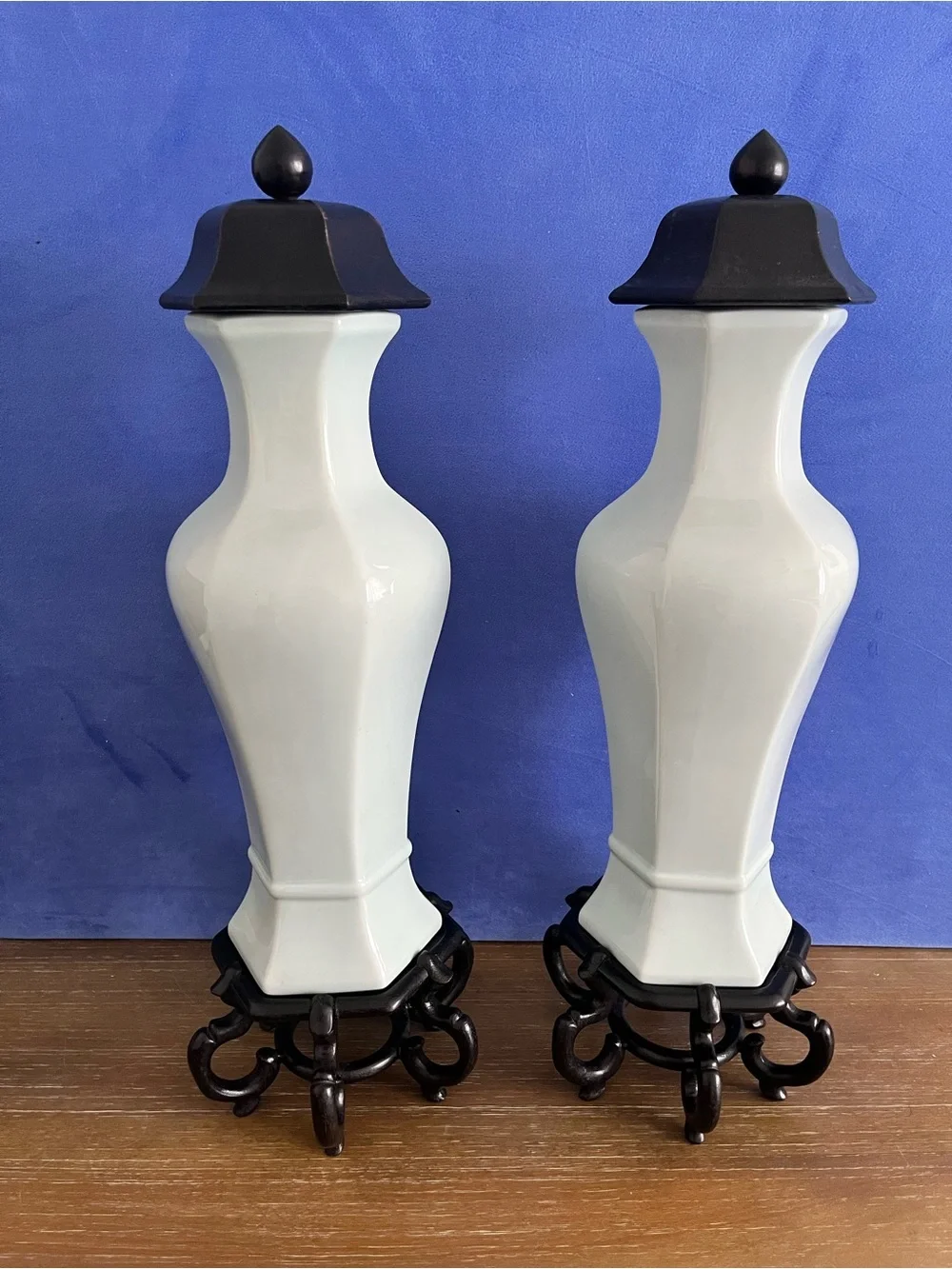 Pair(2) Maitland-Smith Vases Urns Jar Canister Porcelain White Wood Lid & Base